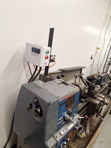 File:RFID-metallathe.jpg